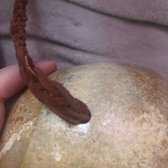 Beautiful Dragonfly hand-carved hard-shell purse - Picture 11 of 12